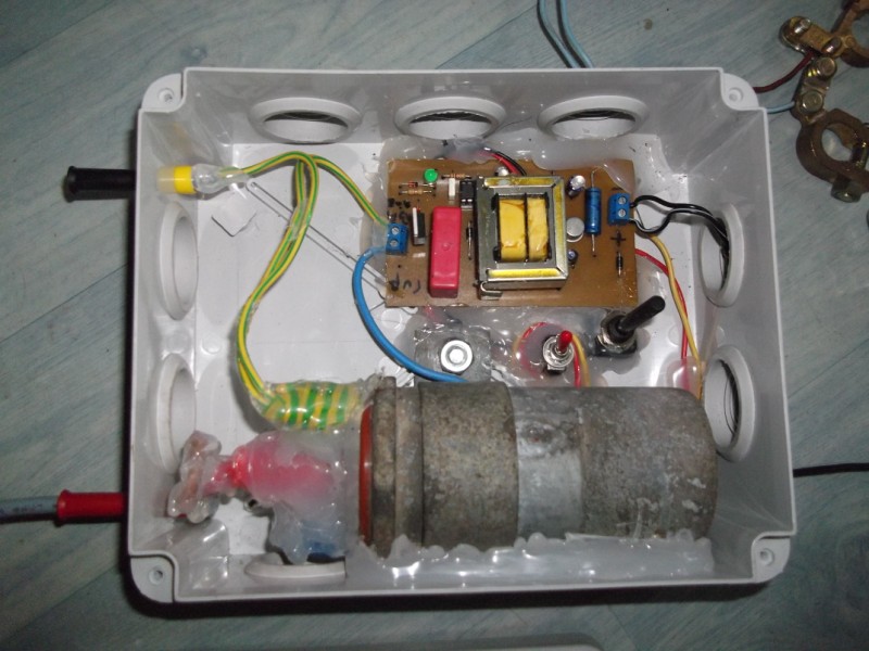Schema generateur cloture electrique