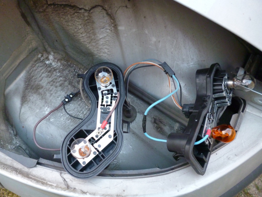 Schema electrique feux arriere scenic 1