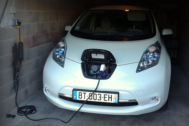 Norme installation borne de recharge vehicule electrique