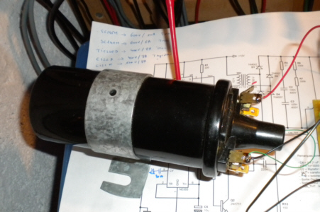 Schema de cloture electrique realisée avec 555 et bobine de voiture