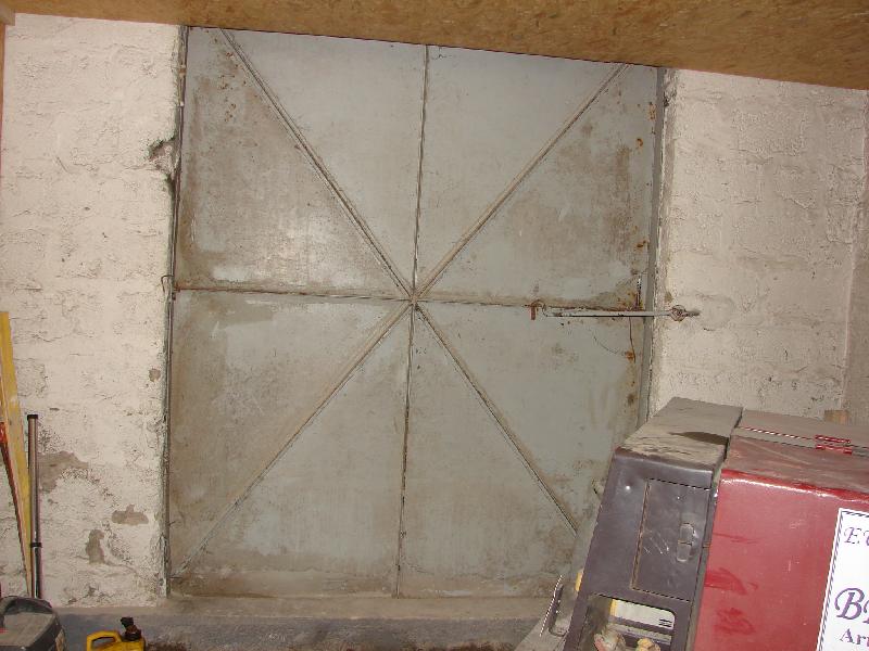 Porte coulissante métallique de garage