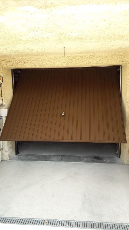 Fermeture electrique porte de garage basculante