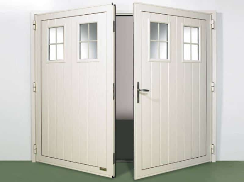 Porte battante de garage