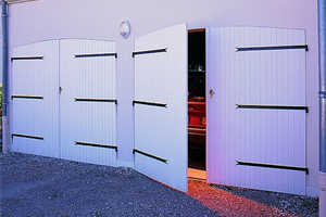 Porte de garage en accordeon pvc