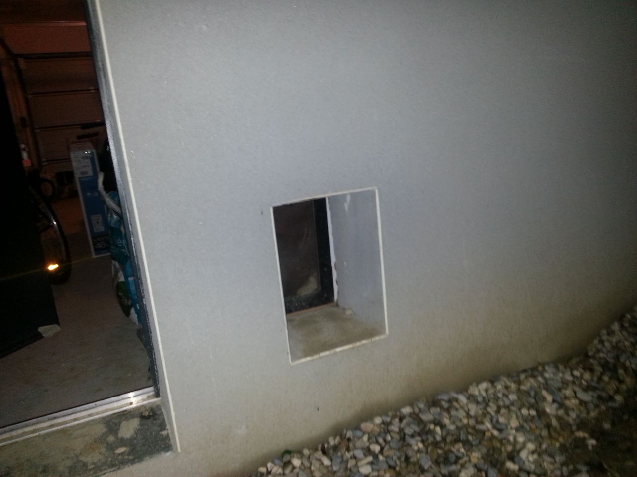 Chatiere pour porte de garage sectionnelle