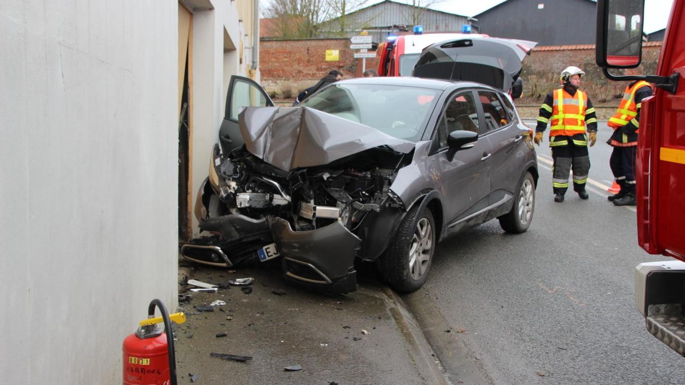 Porte de garage accident
