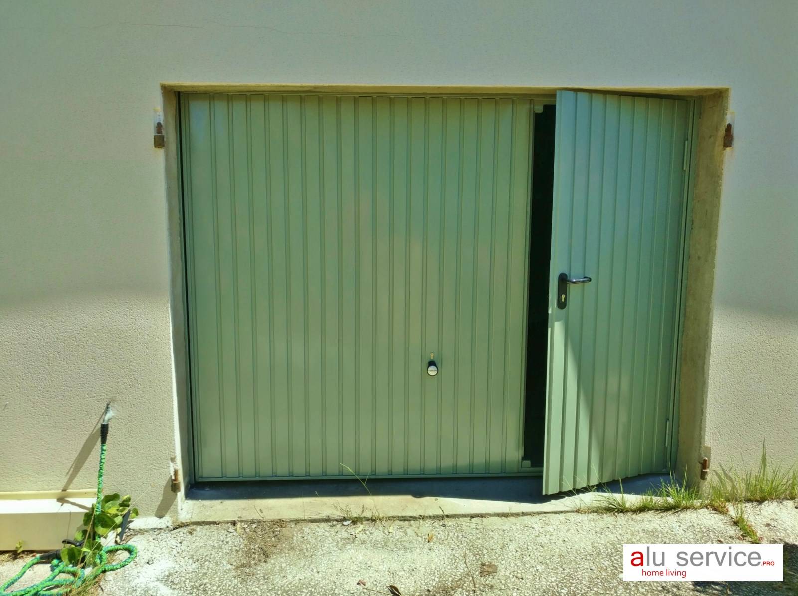 Porte de garage hormann avec portillon basculante