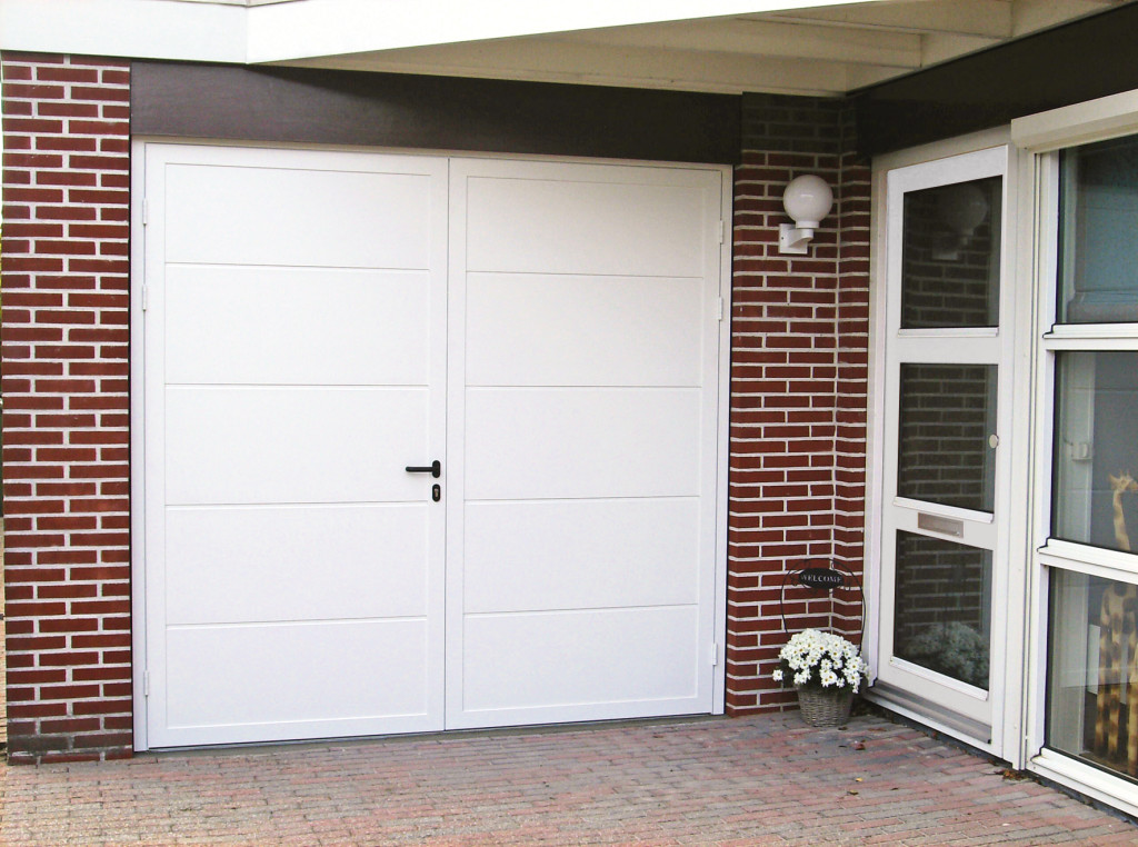 Porte de garage battante sur mesure
