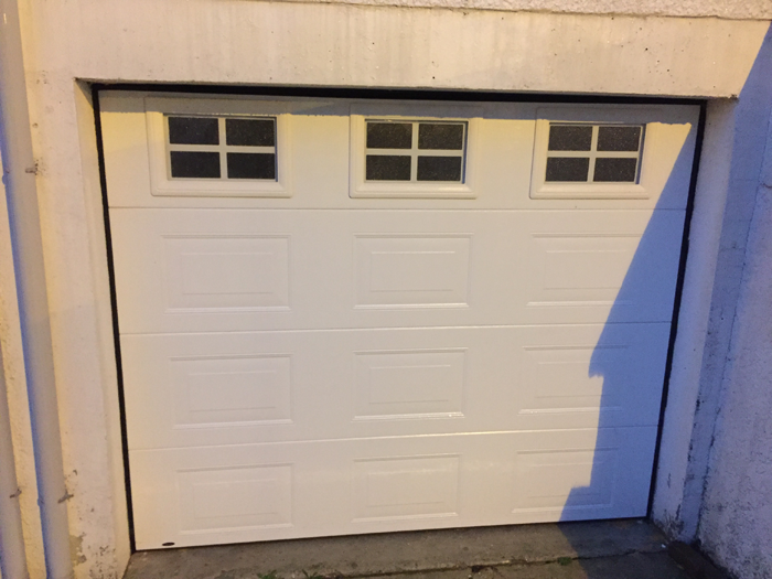 Porte de garage diferbat
