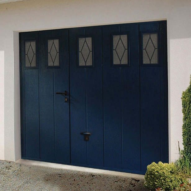 Porte de garage grise coulissante