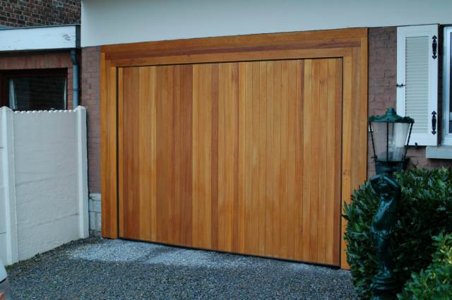 Bois porte de garage