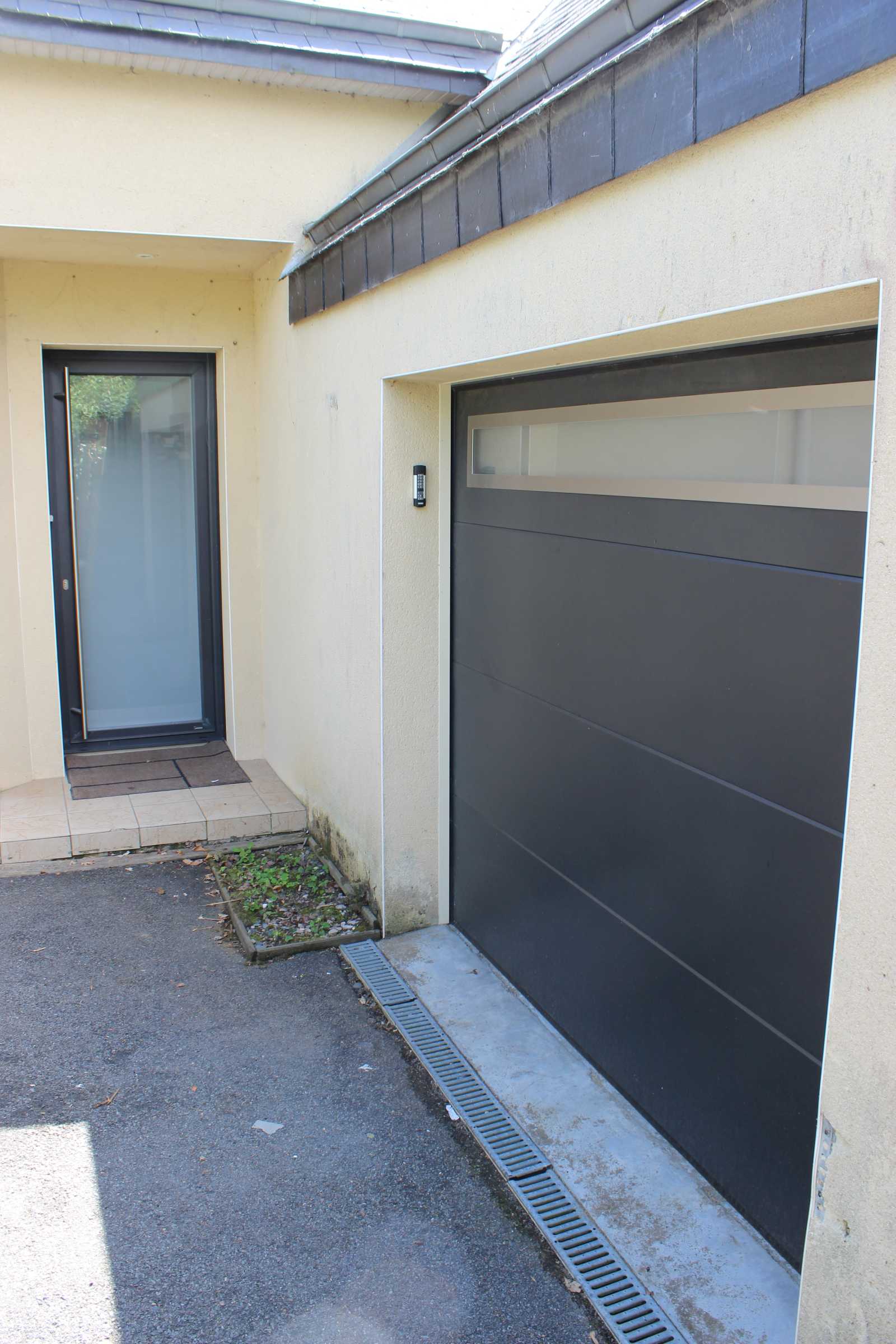 Porte de garage vitale