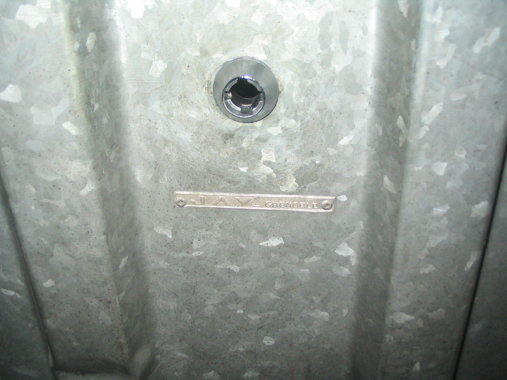 Serrure ancienne porte de garage