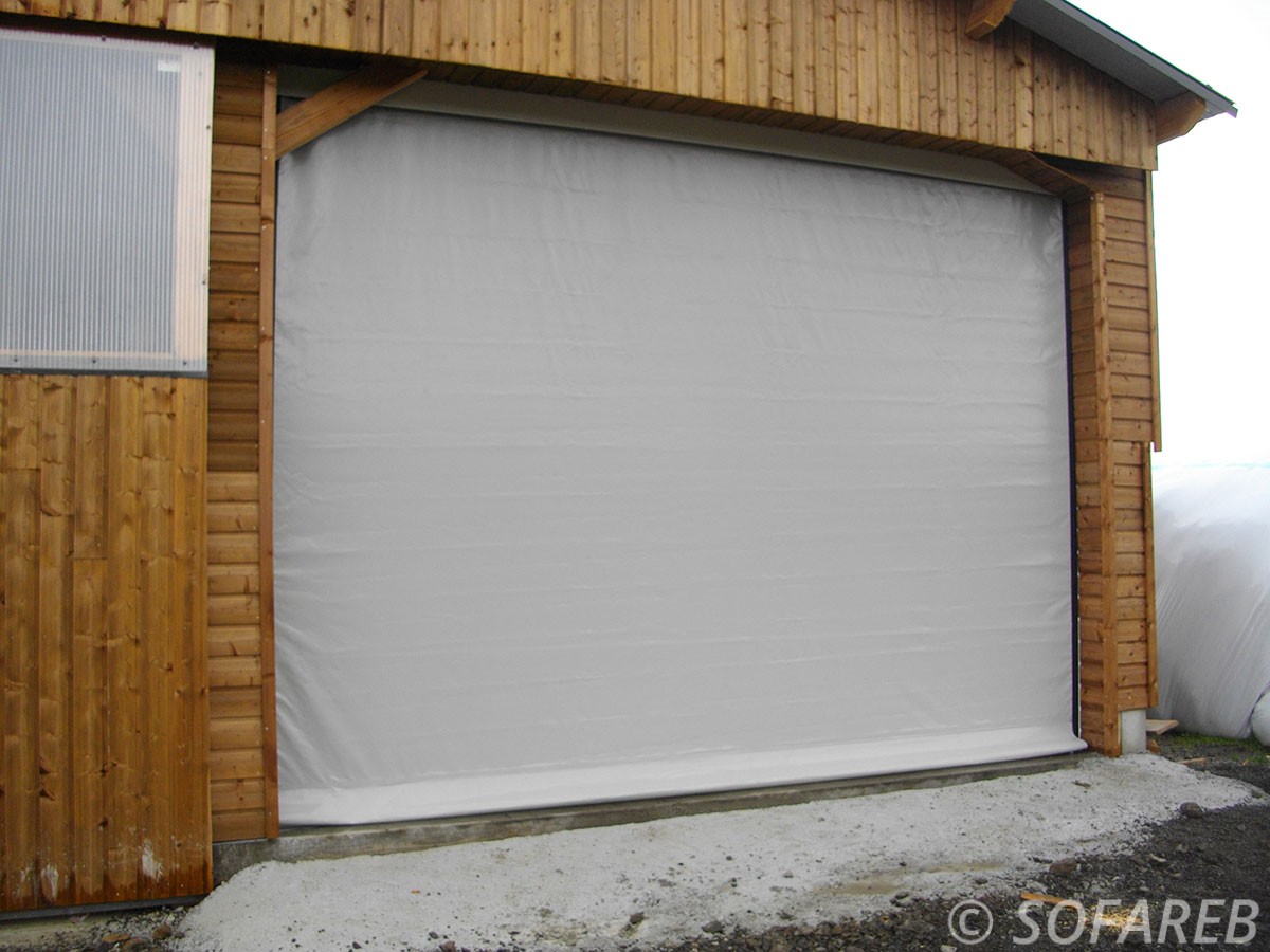 Porte de garage entrepot