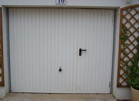 Pose porte de garage sectionnelle wayne dalton