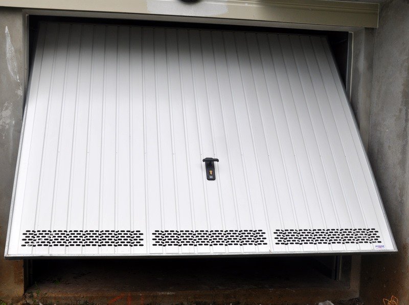 Modification porte de garage basculante