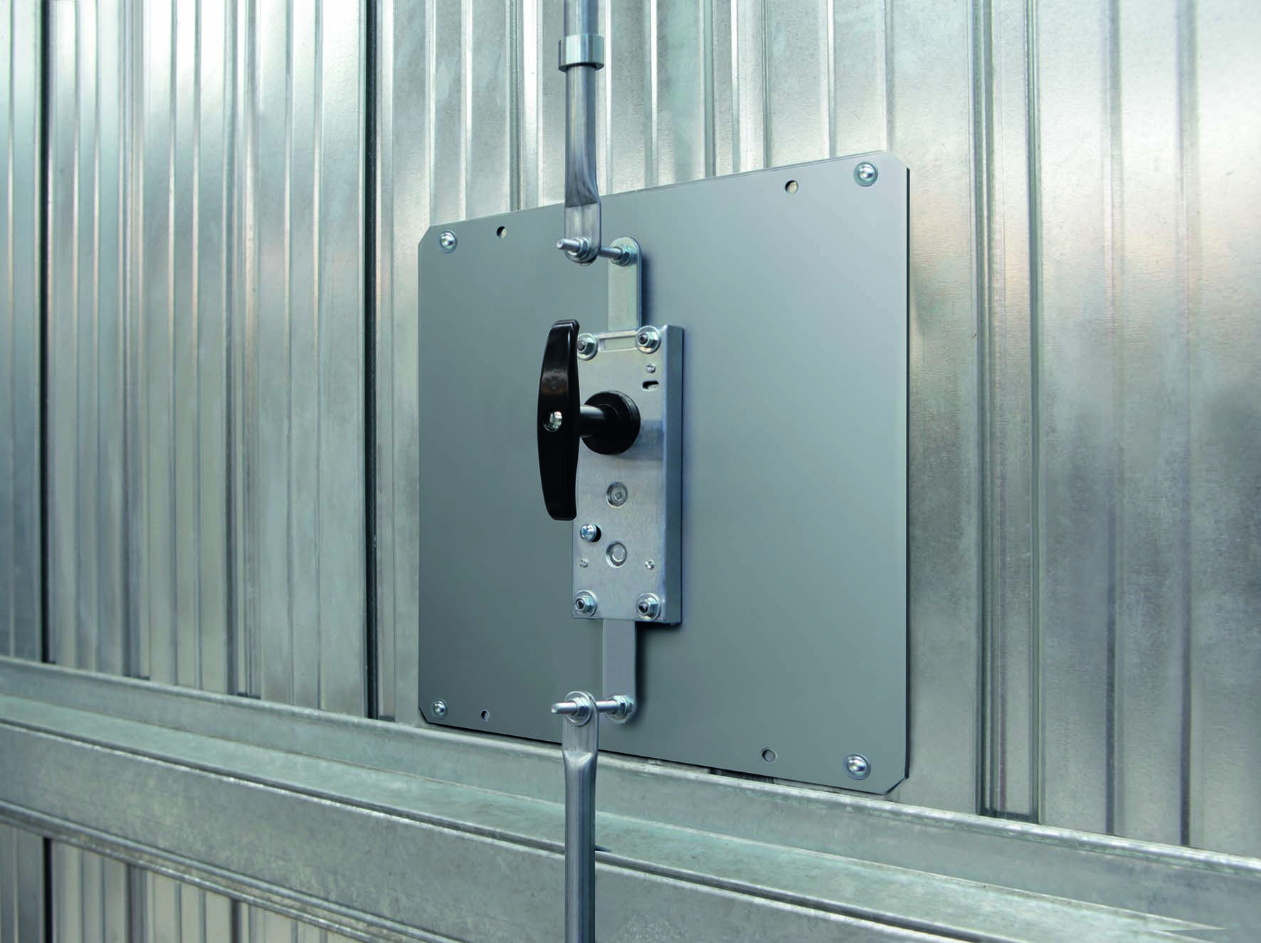 Comment renforcer une porte de garage coulissante