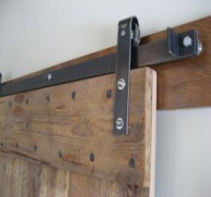 Comment fabriquer une porte de garage coulissante