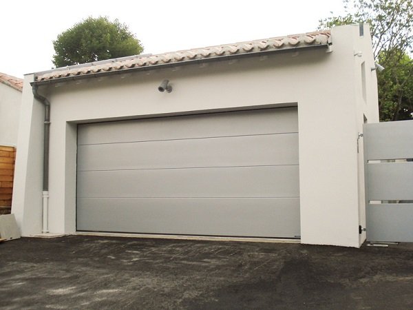 La porte de garage sectionnelle