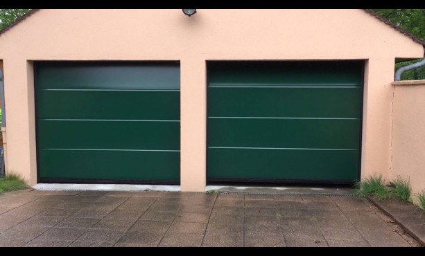 Porte de garage enroulable aluminium kiev 2 blanc