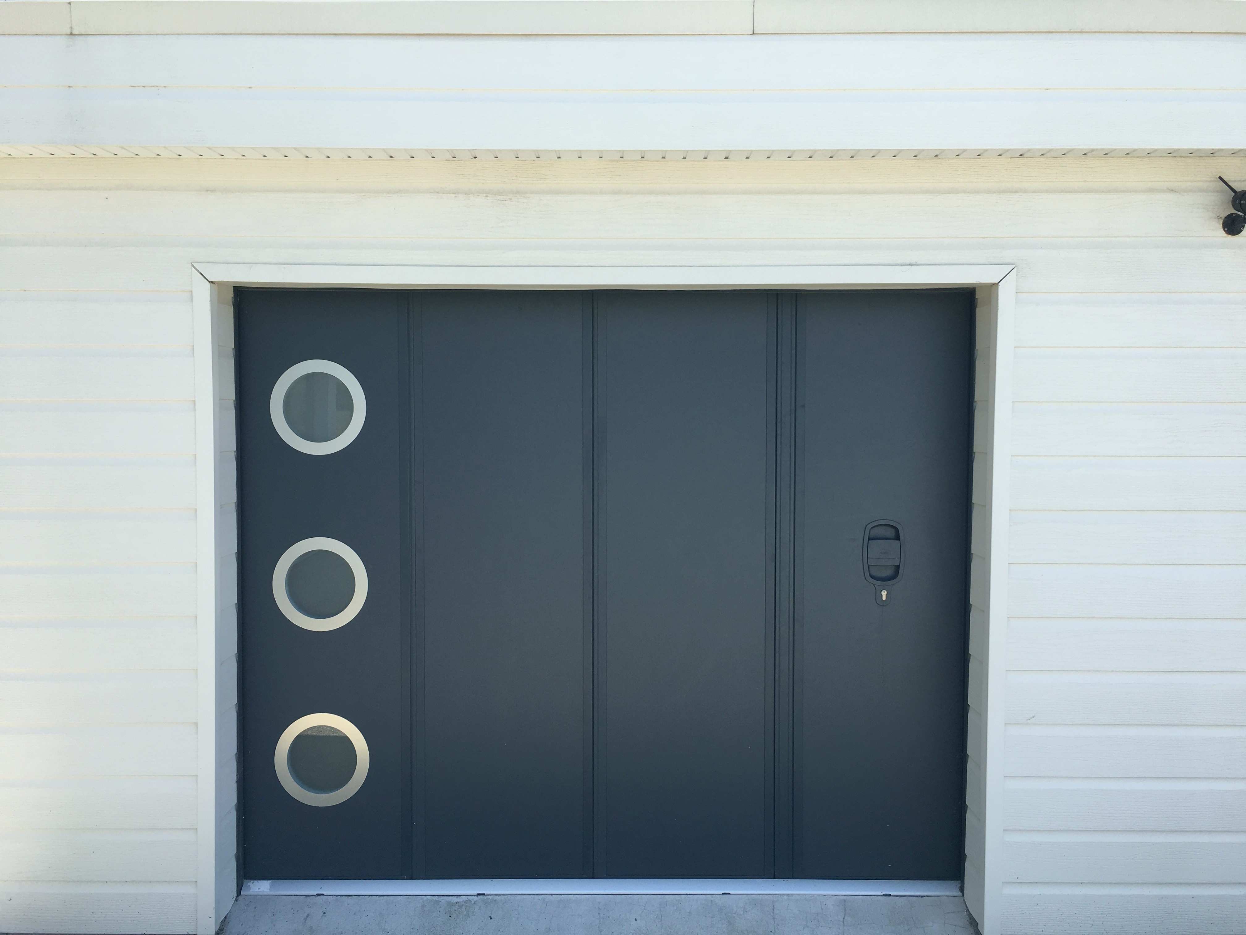 Encadrement de porte de garage