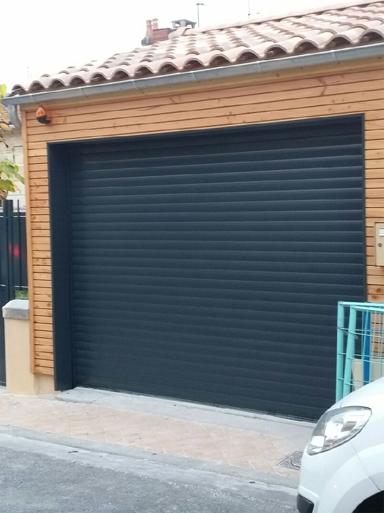 Porte de garage sectionnelle gironde
