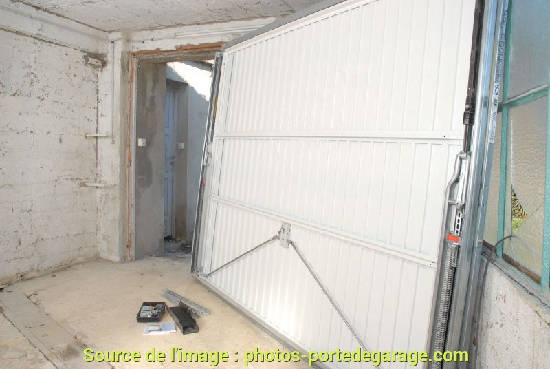 Comment poser une porte de garage coulissante