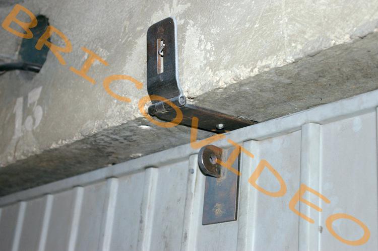 Remplacer serrure porte de garage basculante