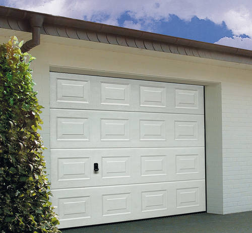 Porte de garage sectionnelle avec serrure