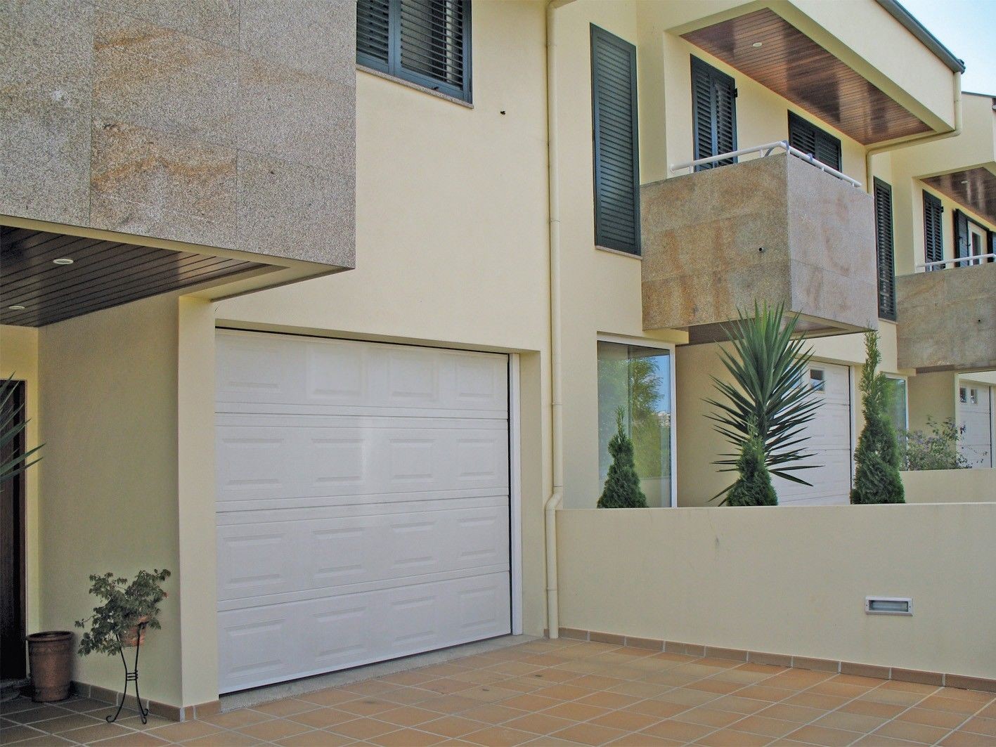 Tva porte de garage 2016