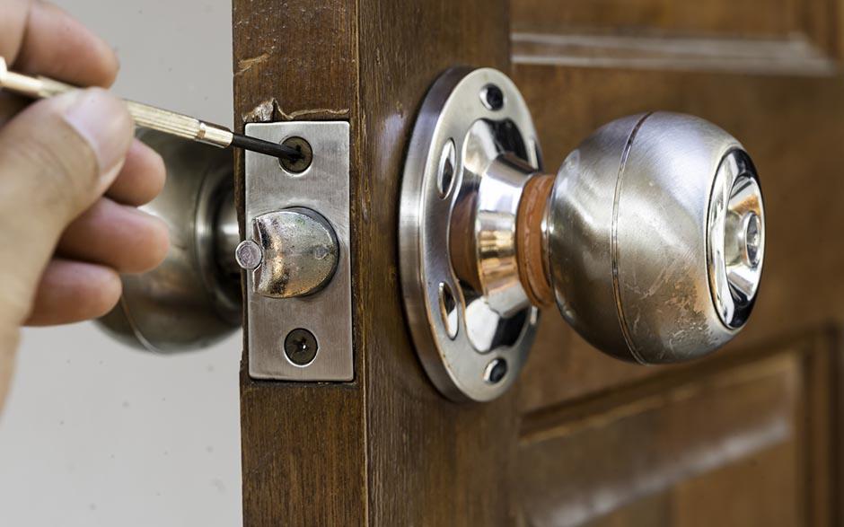 Ouvrir porte de garage basculante sans clef