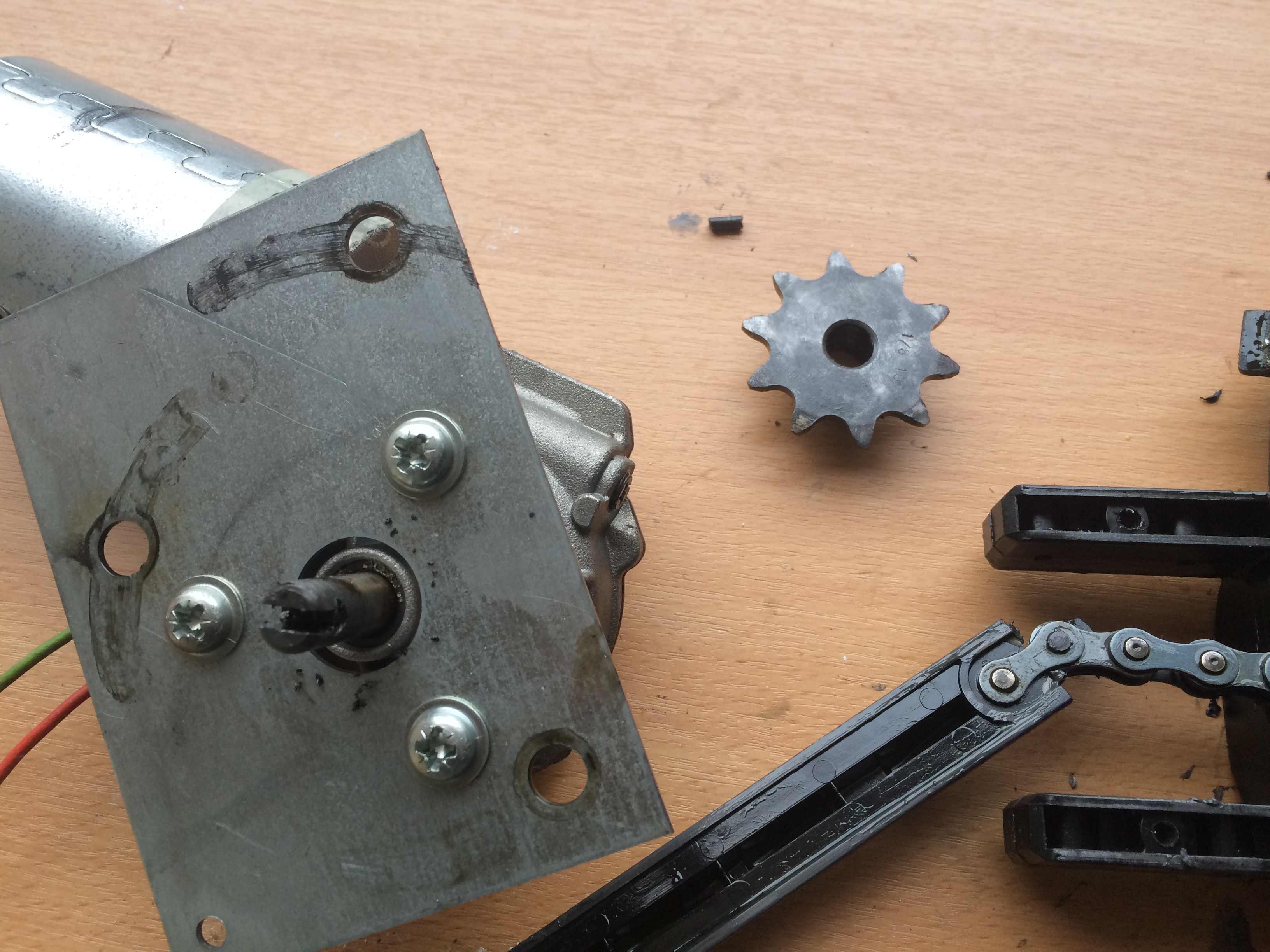 Probleme chaine porte de garage sectionnelle motorisée