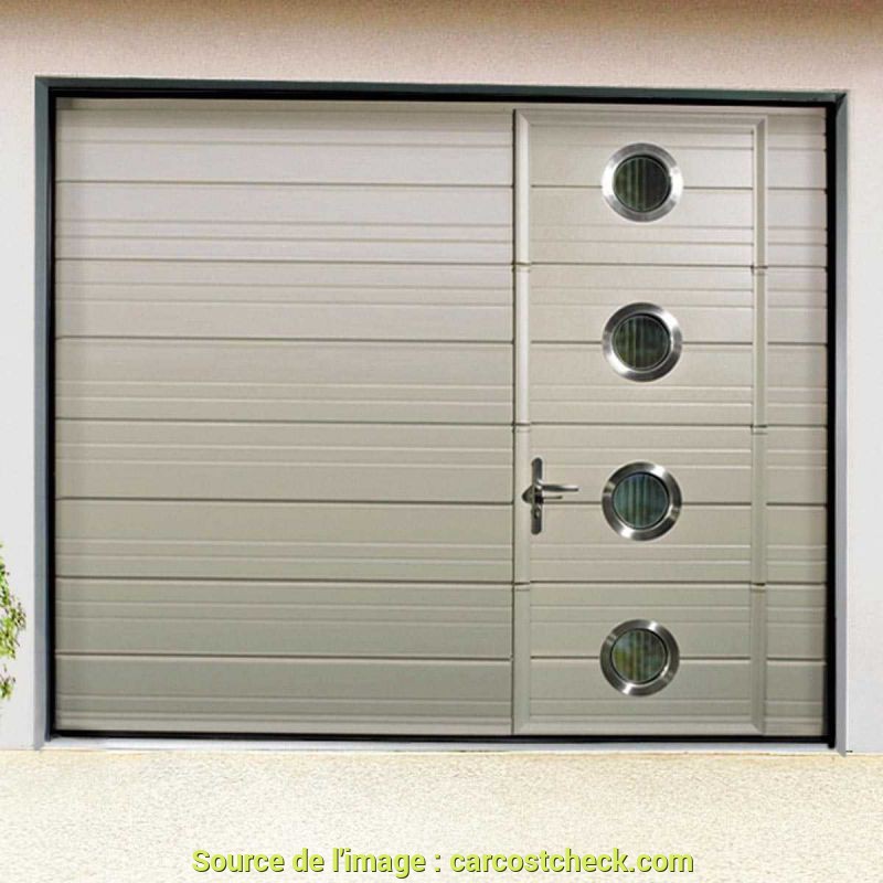 Porte de garage basculante manuelle avec portillon