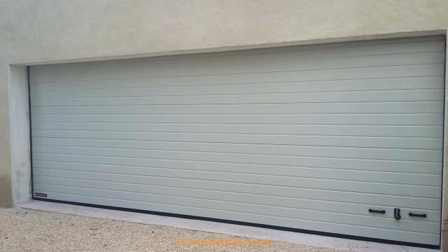 Poser une porte de garage a la francaise