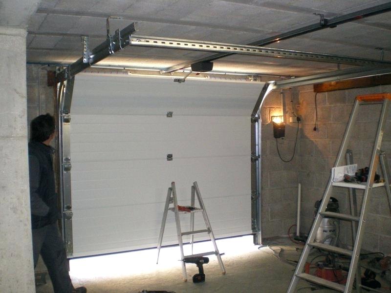 Isoler sa porte de garage basculante