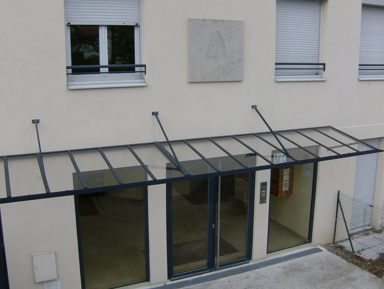 Marquise pour porte de garage