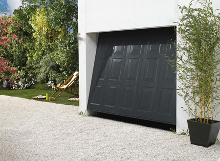 Porte de garage a la francaise sur mesure