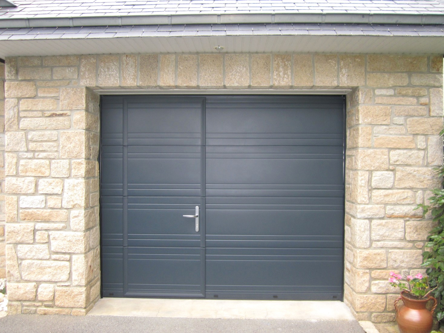 Porte de garage ouest fermeture
