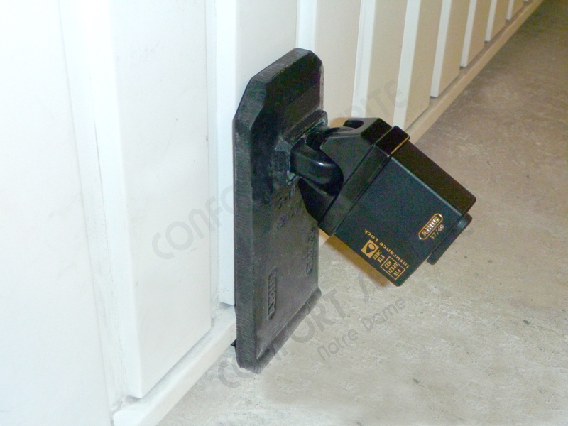 Sécuriser une porte de garage sectionnelle