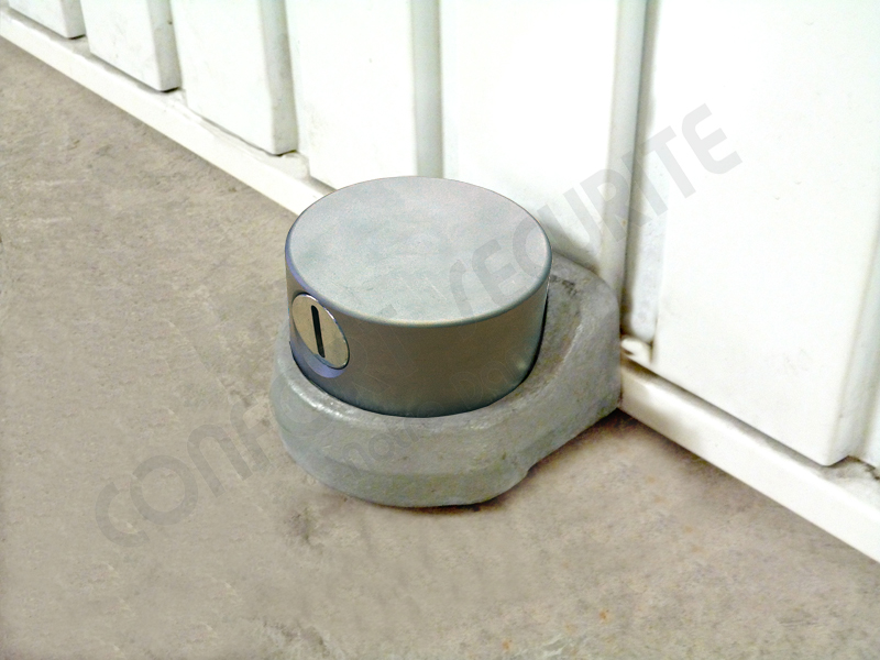 Serrure sécurité porte de garage basculante avec cadenas