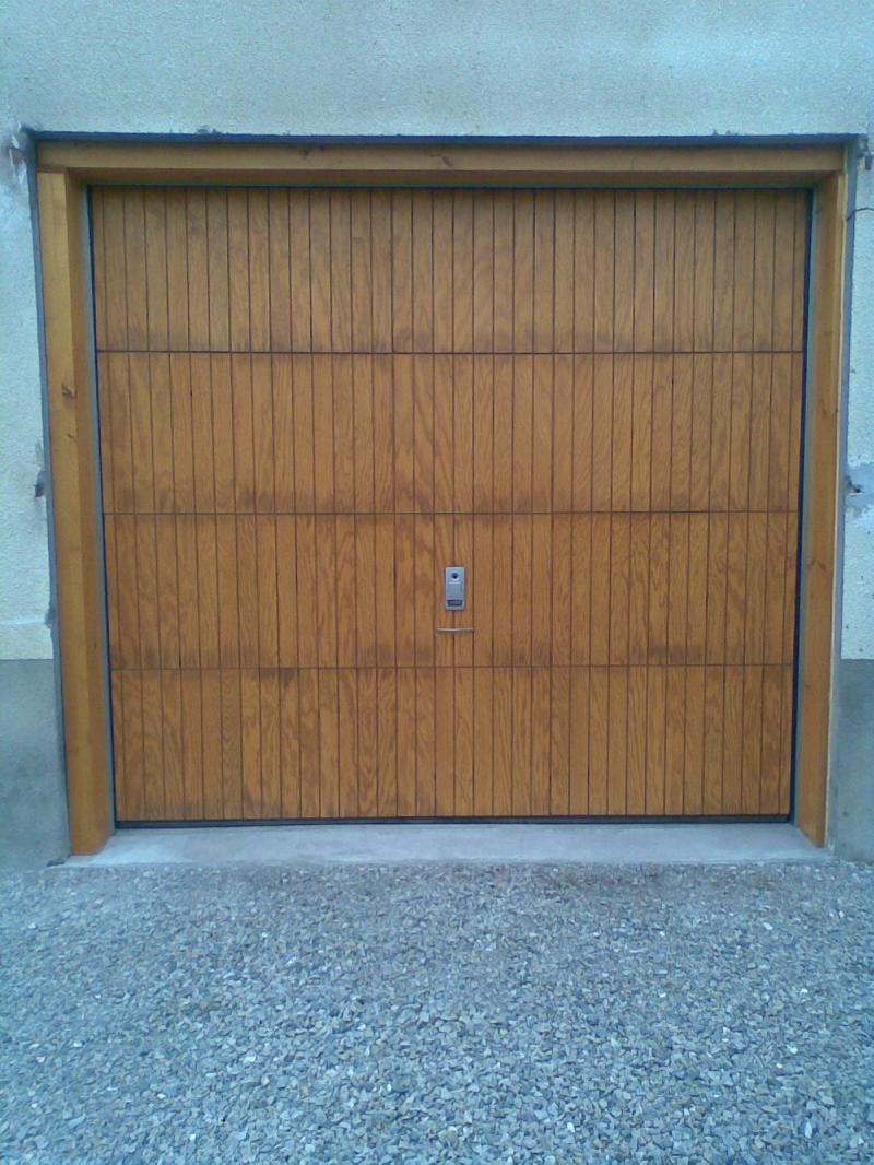 Porte de garage sectionnelle bois