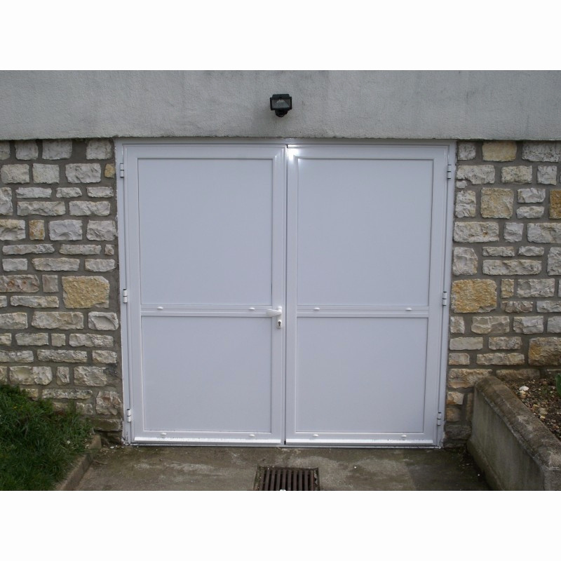 Porte de garage 2 vantaux motorisée