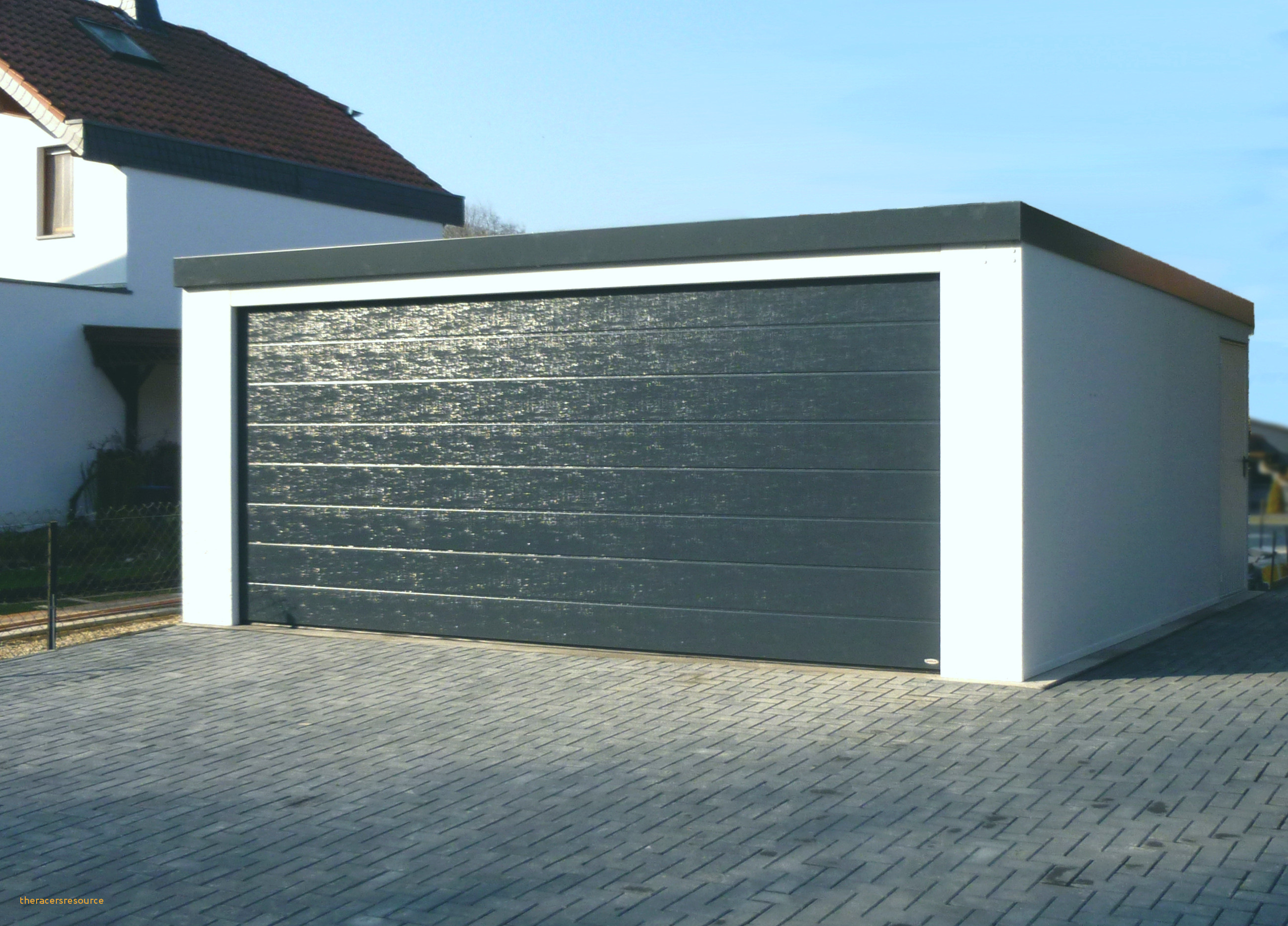 Porte coulissante de garage d'occasion