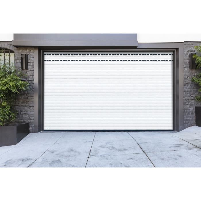 Porte de garage enroulable se bloque