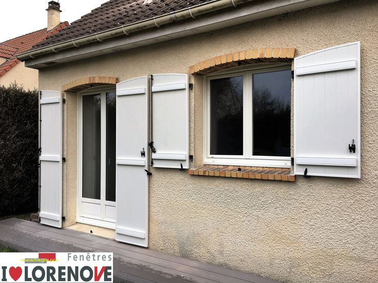 Porte de garage art et fenetres