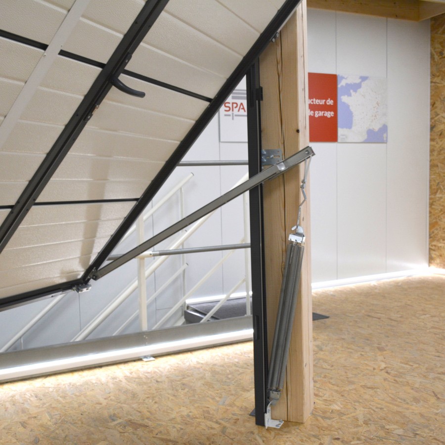Porte de garage basculante haut de gamme