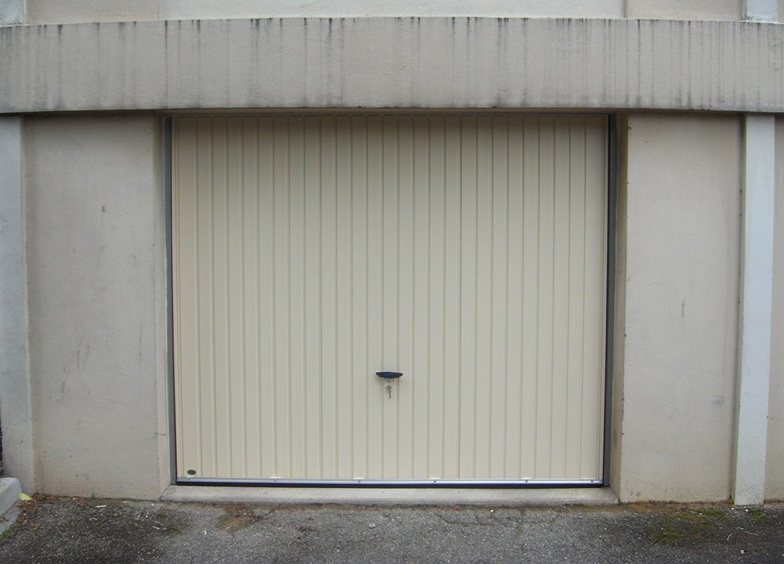 Porte de garage coulissante bricorama