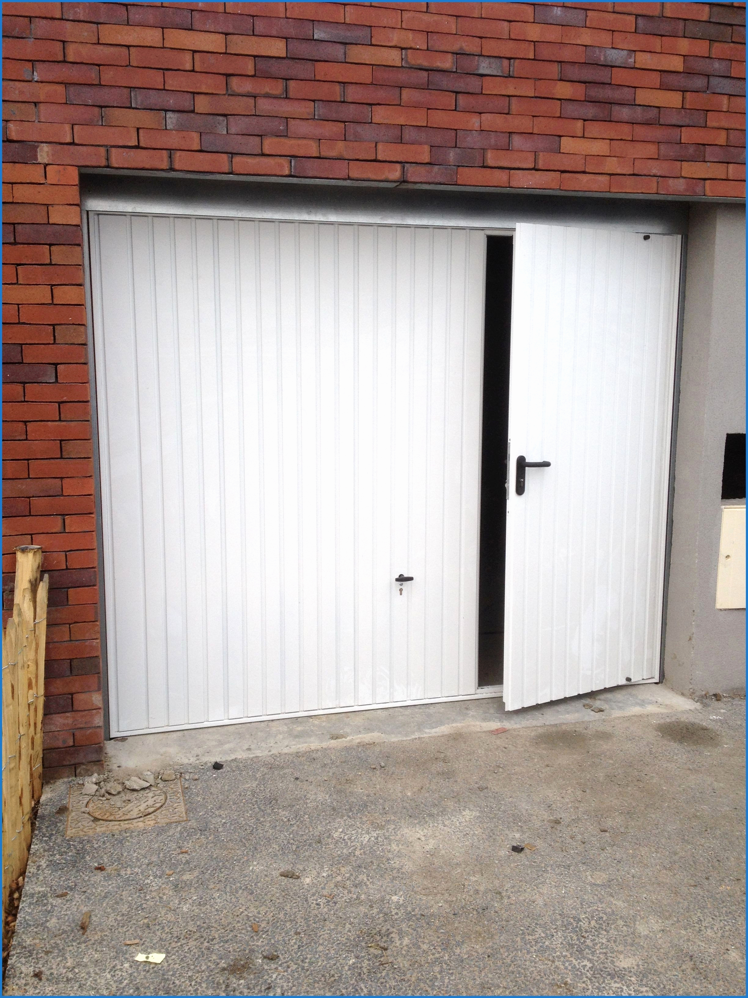Comment doubler une porte de garage basculante