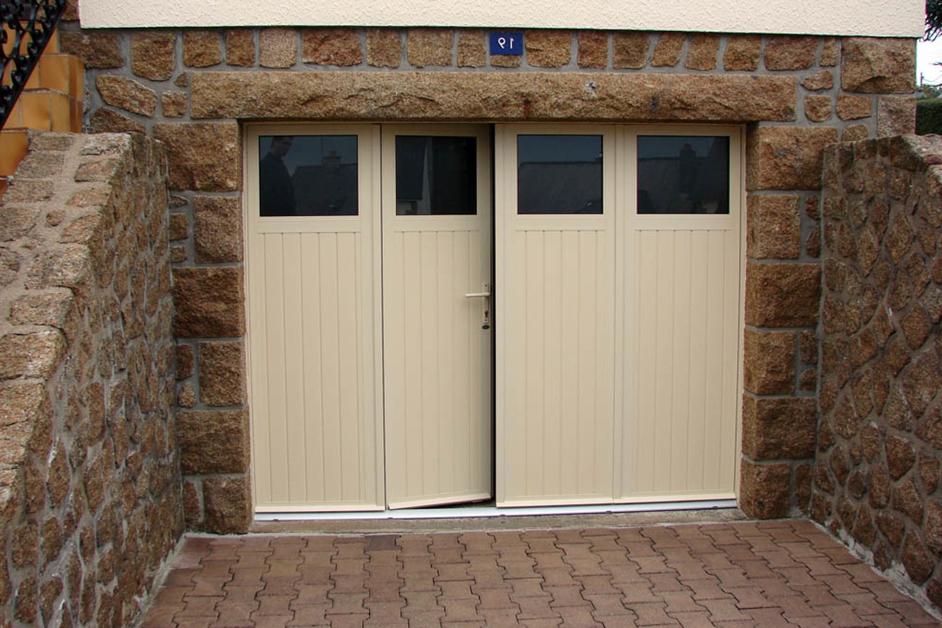 Porte coulissante de garage lapeyre