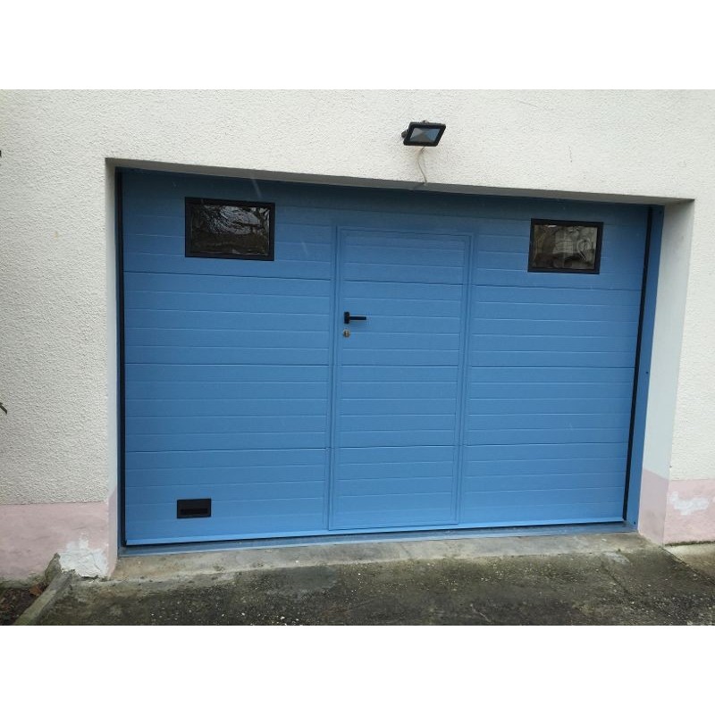 Portail de garage electrique avec porte